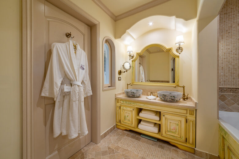 Bungalow Shiraz 1