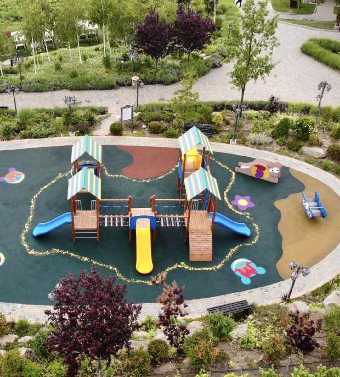 Parcul Casa Timiş Locuri de joacă în aer liber - Casa Timis Wellness & Spa Resort