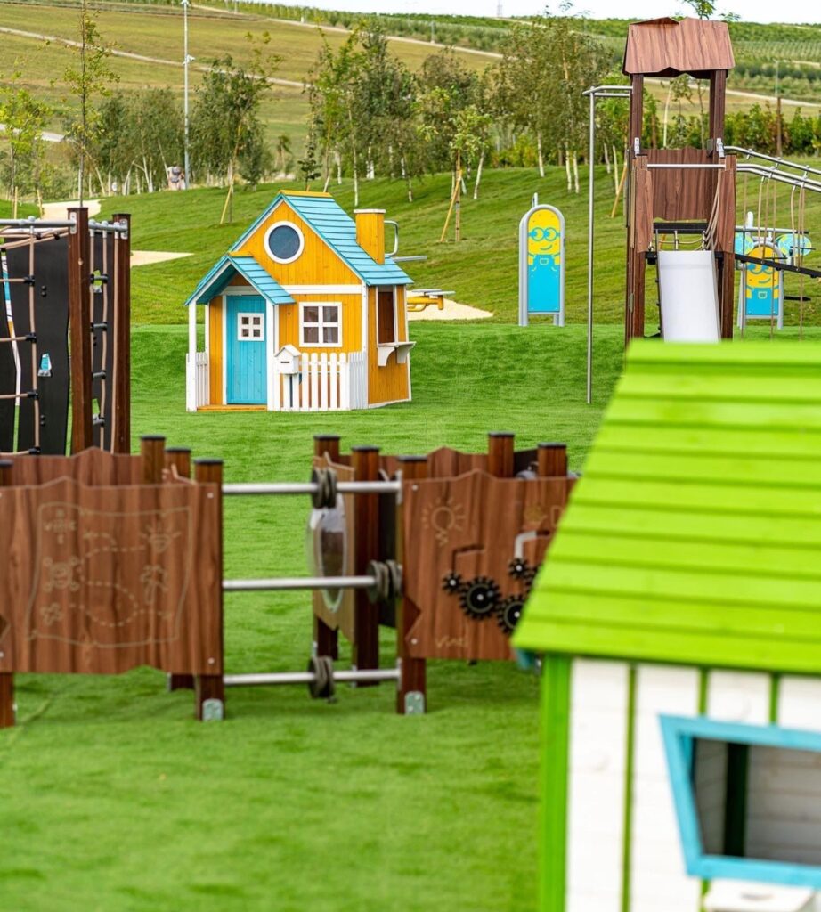 Parcul Casa Timiş Locuri de joacă în aer liber - Casa Timis Wellness & Spa Resort