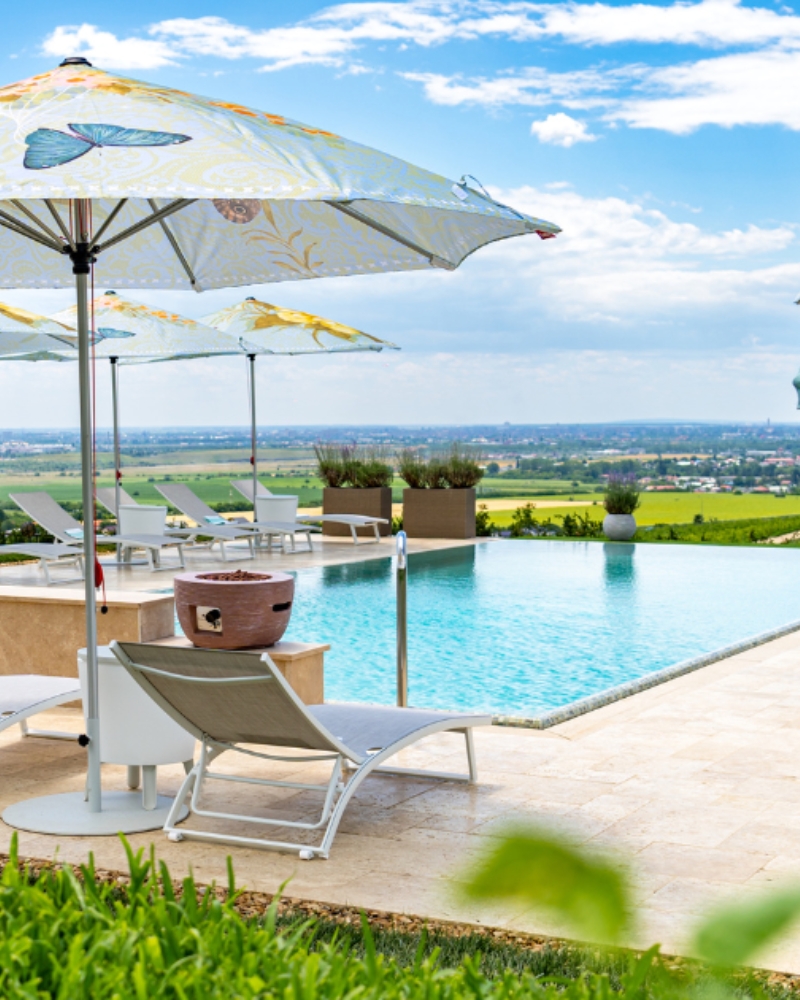 Piscina Infinity - Casa Timis Wellness Spa Resort Romania