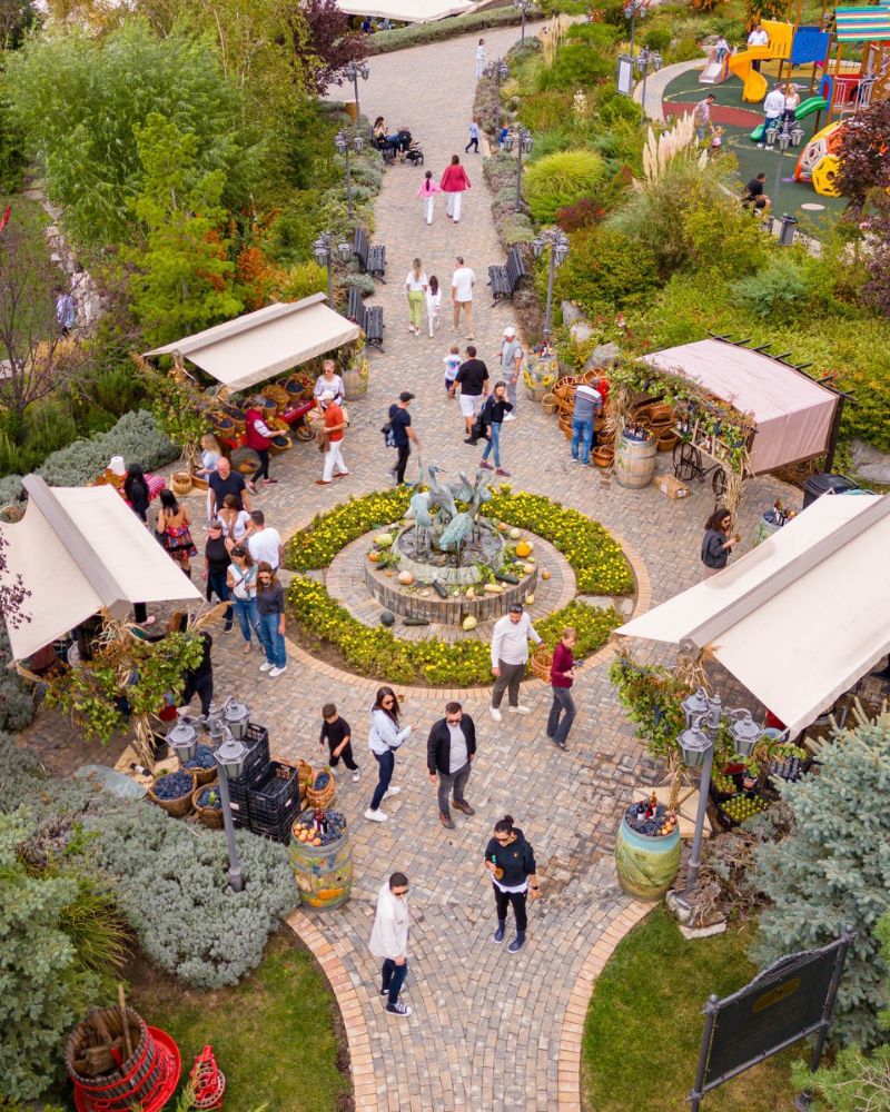 Brunch Rasfăț & Desfăț - Eveniment pentru copii - brunch - cazare cu oferte - cazare cu piscina