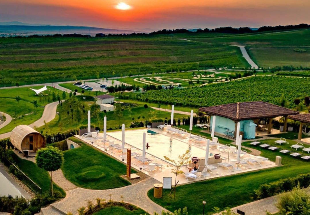 Pachete Casa Timis - Resort Romania - Cazare cu piscina